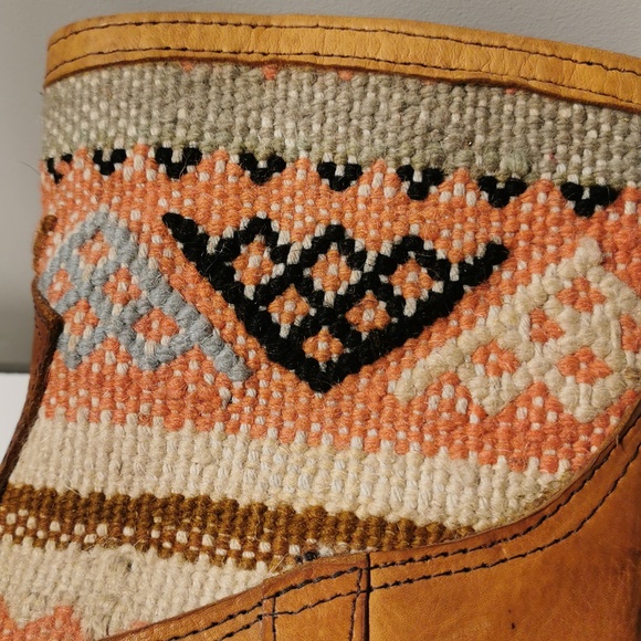 Women's Handmade  Brown Leather Kilim Boots - Picture 6 of 7